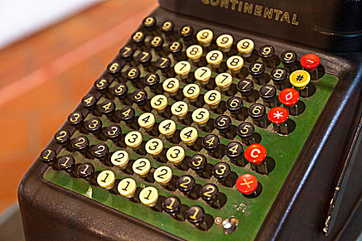 25年陪伴，戴尔Latitude寻找MVP共享高光时刻